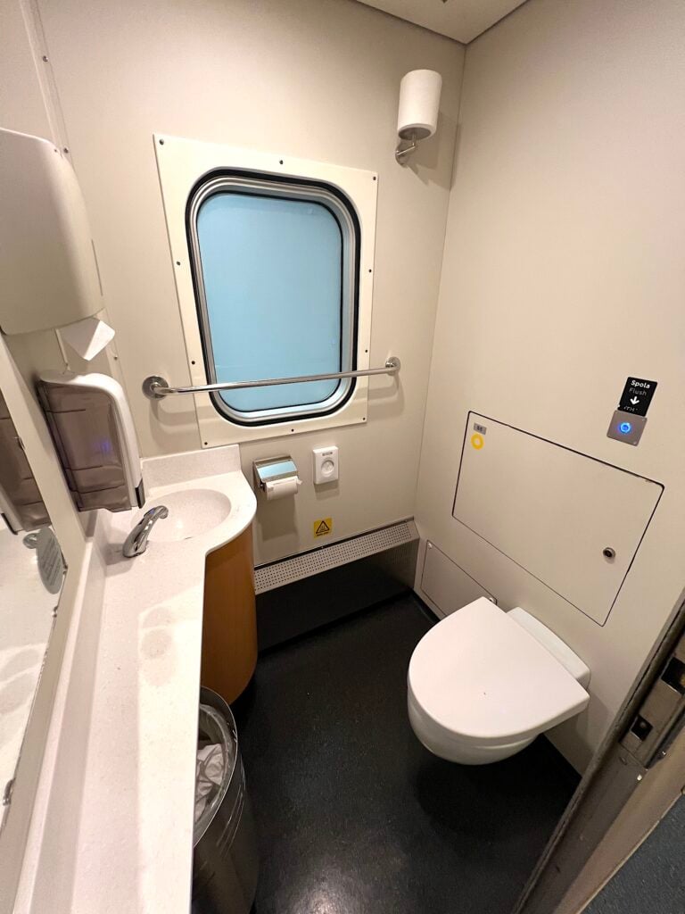 Tågtoalett.