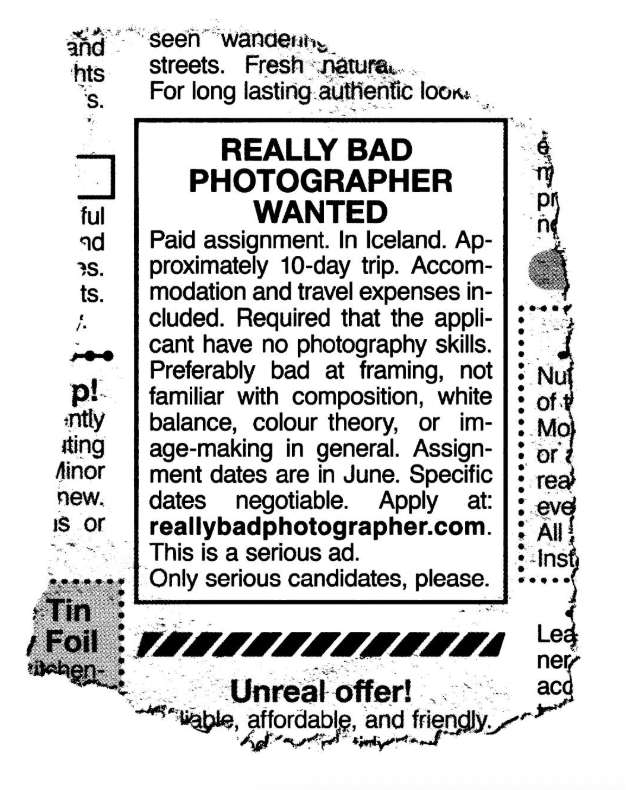 En jobbannons med text på engelska, rubriken: "Really bad photographer wanted"